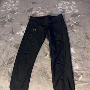 Under Armour in a size medium, in perfect condition no flaws or stains